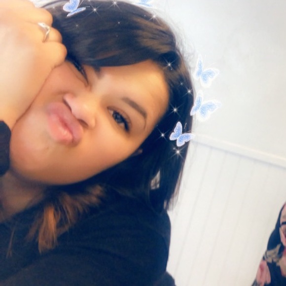 Meet your Posher, Kiah - Picture 1 of 1